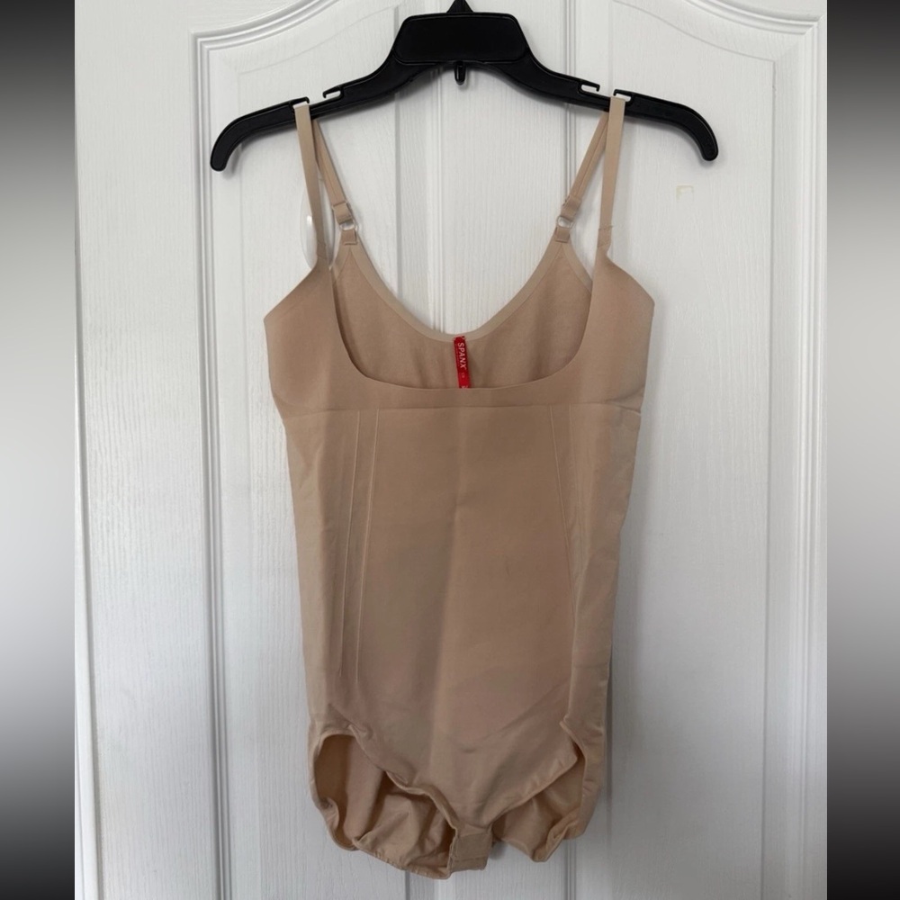SPANX Neutral Bodysuit XL